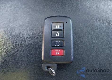 2015 Toyota Highlander Xle V6 z USA, uszkodzony, nr VIN 5TDJKRFH3FS162596